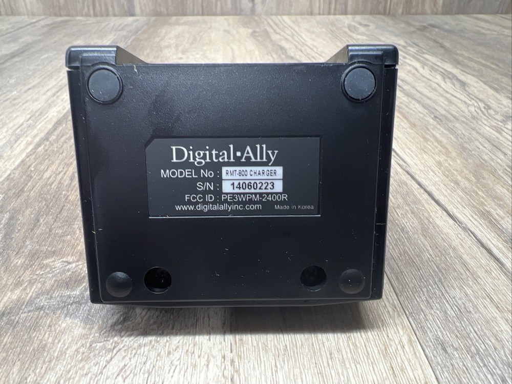 Digital Ally RMT-800 Charger
