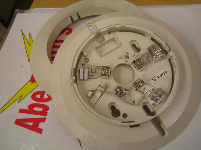 Notifier B610LP AUTOMATIC FIRE HEAT DETECTOR BASE