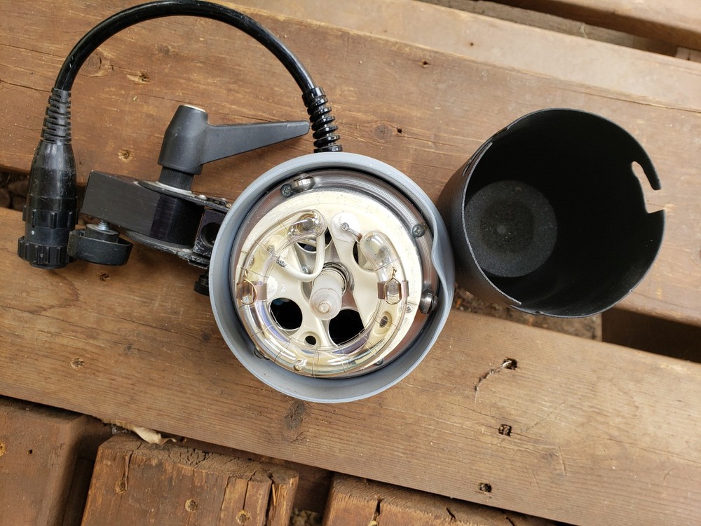 Dynalite 4040 Studio Flash Head (Model SH2000 / 4040)