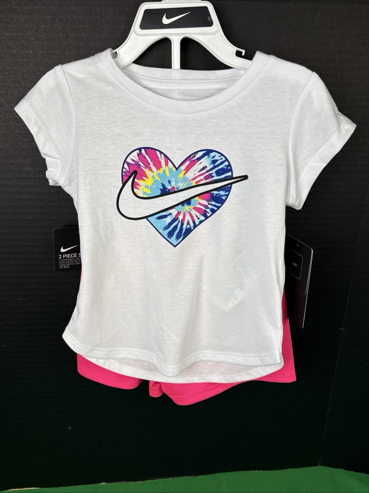 Nike Girls 2-Piece Shorts Set Hyper Pink Size 2T, New
