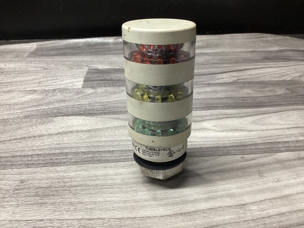 BANNER ENGINEERING TL50BLGYRCQ STACK LIGHT #115N124