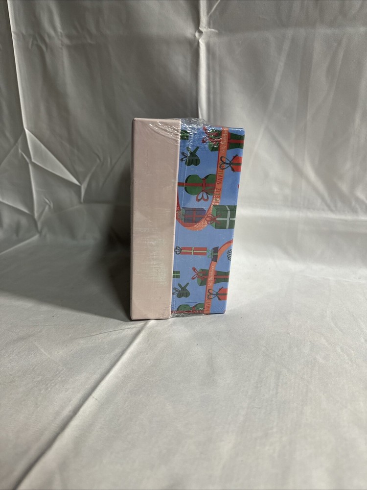 Felix Navidad Gift Box