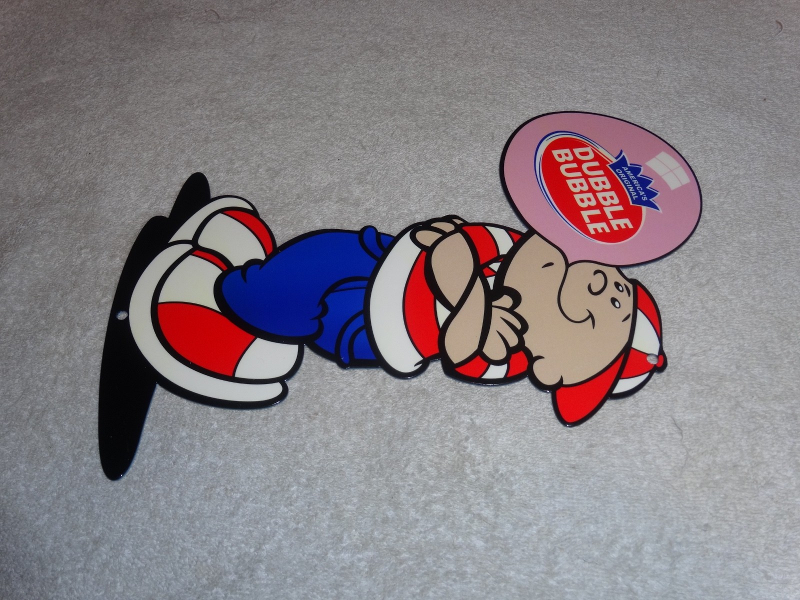 VINTAGE DUBBLE BUBBLE BOY BLOWING FLEER CHEWING GUM 10" METAL GASOLINE OIL SIGN!