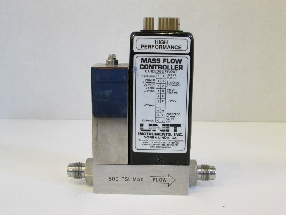 Unit UFC-1400 Mass Flow Controller, N2, 300 SCCM