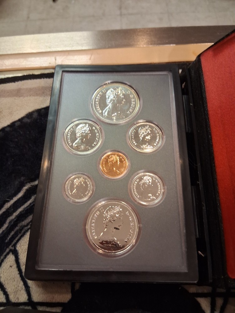 1980 Canada 8 Coin Proof Set . New.