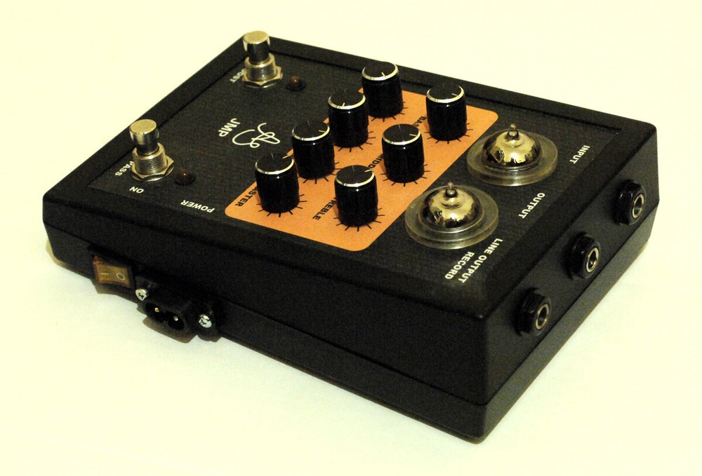 Tube guitar preamp based on JMP