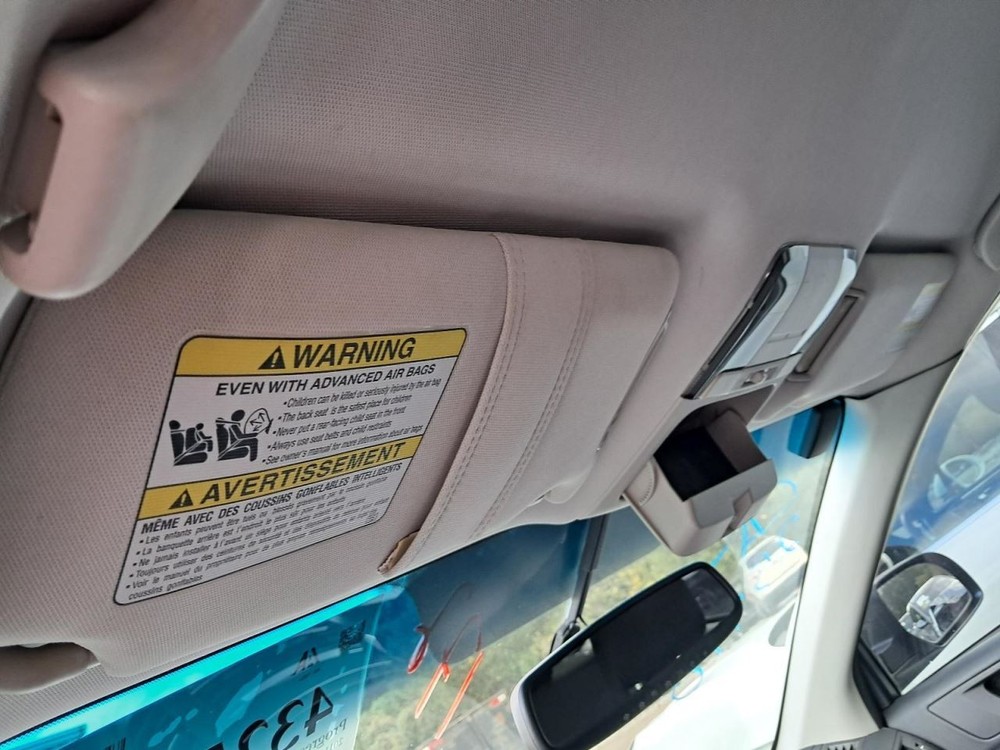 LEGACY 2011 Glove Box 4848503