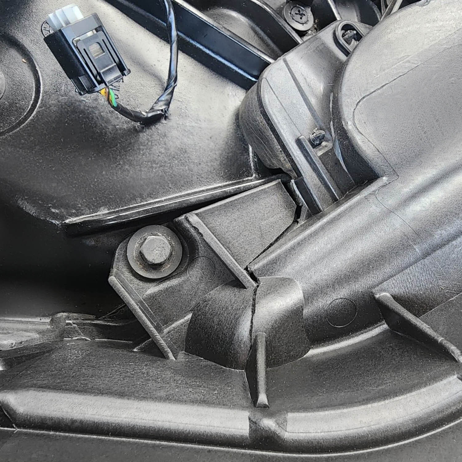 3PCS Engine Upper Cover Compartment Partition Panel For BMW X5 X6 E70 E71 06-14