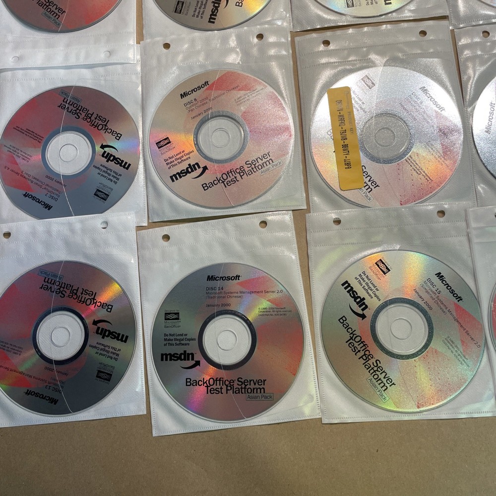 Microsoft MSDN Back Office Server Test Platform Discs 1-18 Jan. 2000 Asian Pack