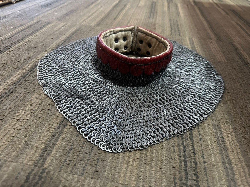 Medieval 9 MM 18 Gauge Chainmail Riveted Gorget |