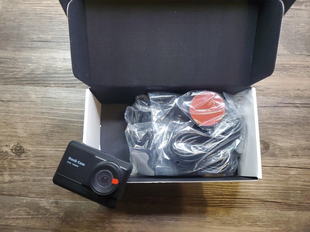 1080P+720 P Dash Camera Box Is Damage