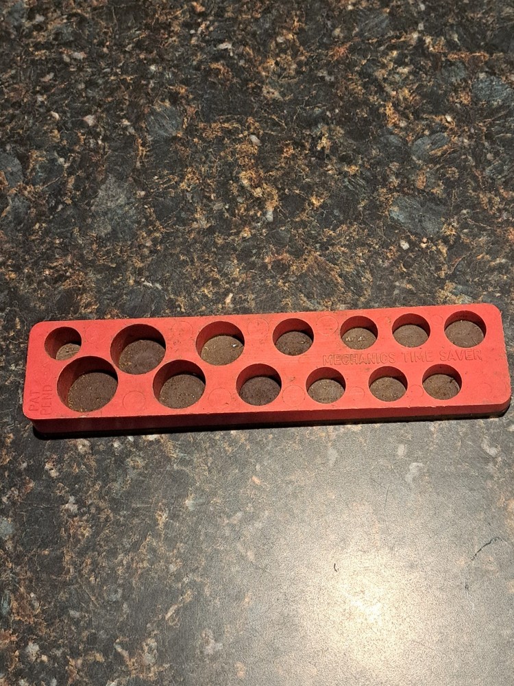 Red Mechanics Time Saver Magnetic 13 Short Socket Holder