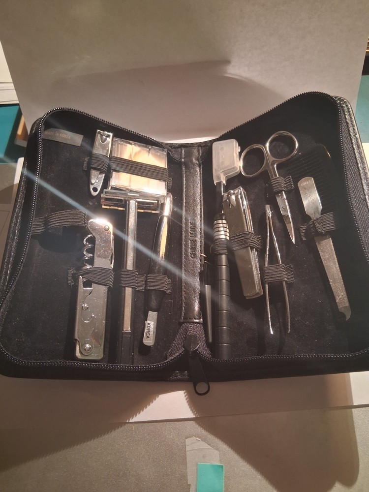 Men's Grooming  kit leather case