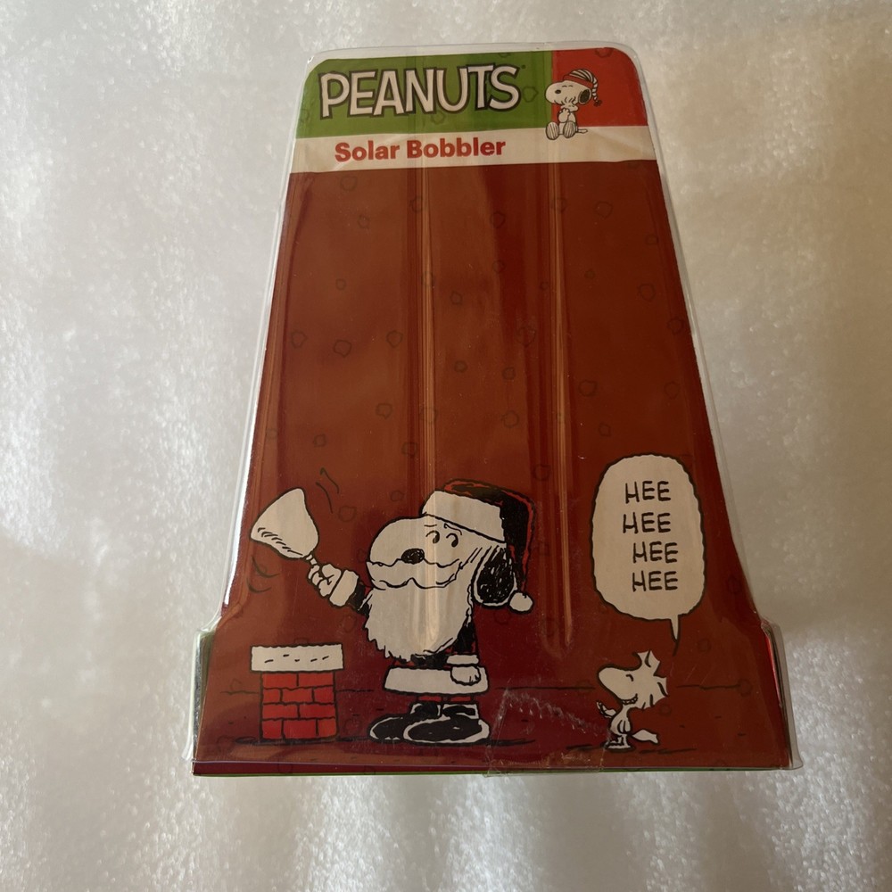 Solar Powered Disney Peanuts Snoopy Christmas