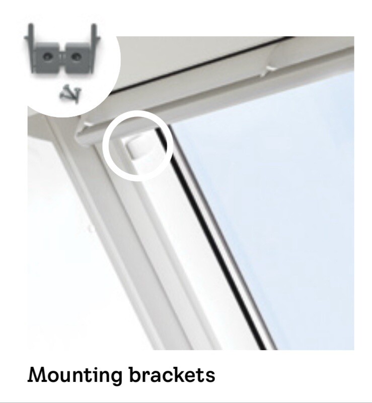Genuine VELUX Blind Mounting Brackets (Code - ZOZ 230)