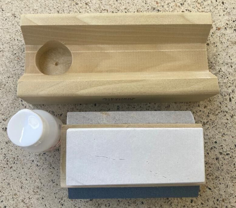 Tri 4 Arkansas Knife Sharpening Stone Kit