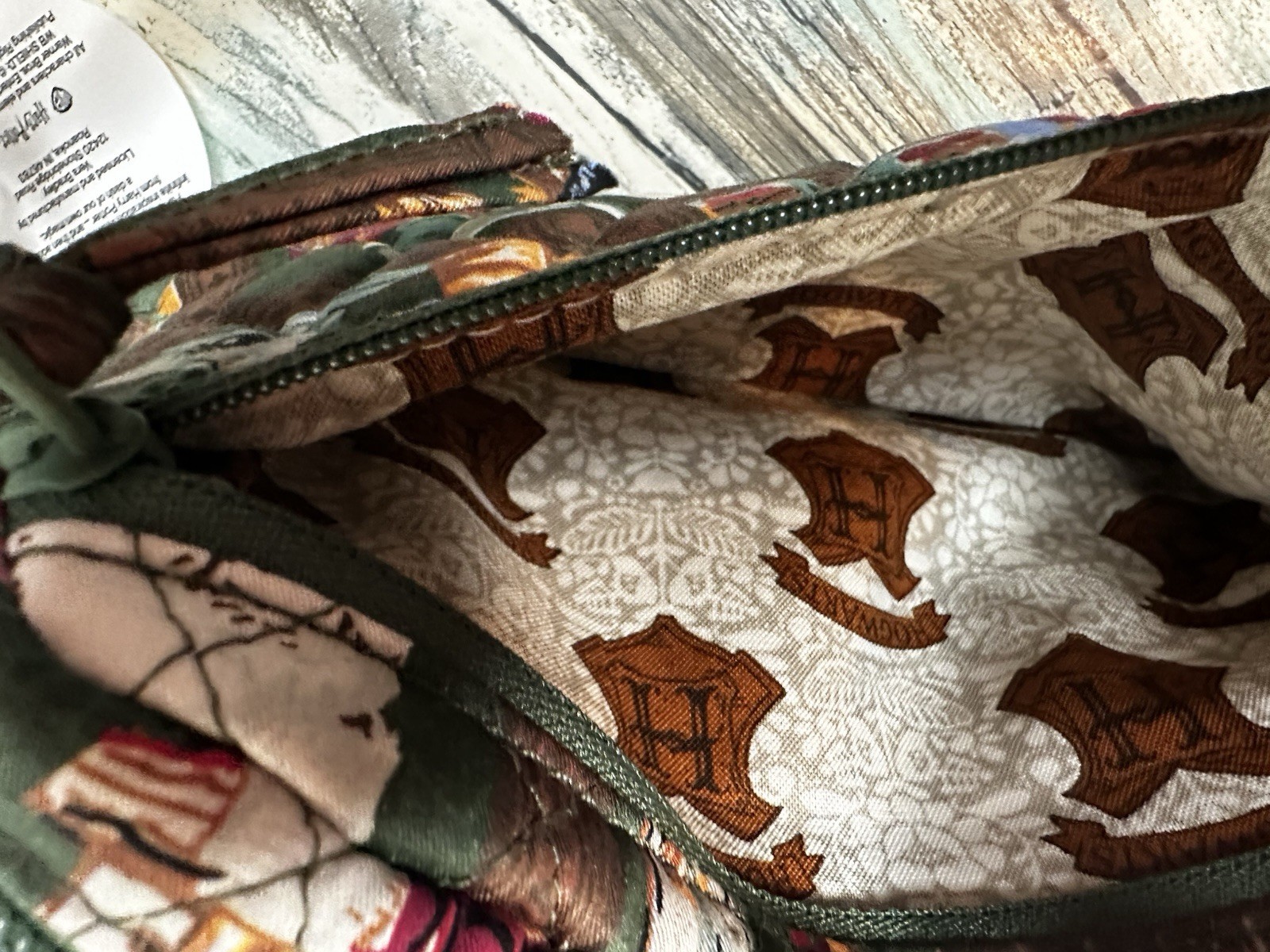 NEW Vera Bradley Woodward Small Belt Bag ⚯ ͛ Harry Potter Hogwarts Library