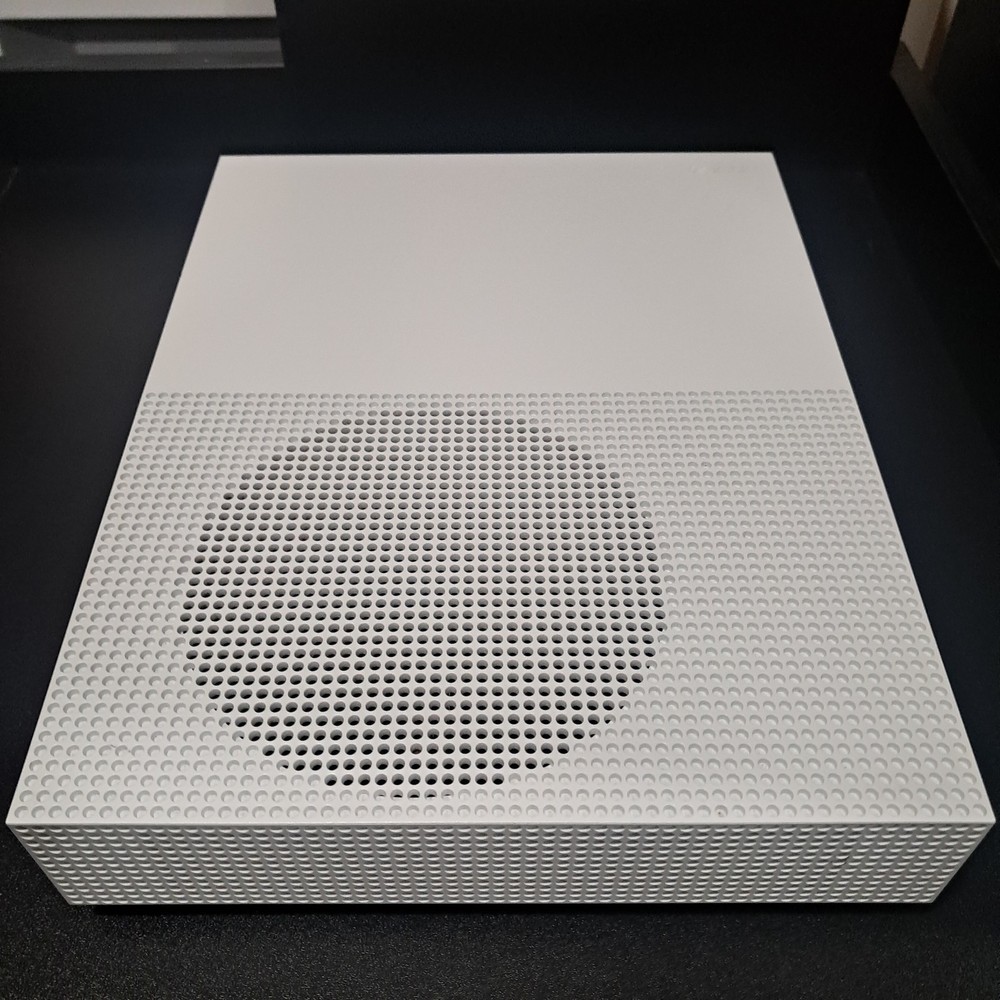 Xbox One S White 1 Console Disc Version & Controller HDR 4K Enhanced Microsoft