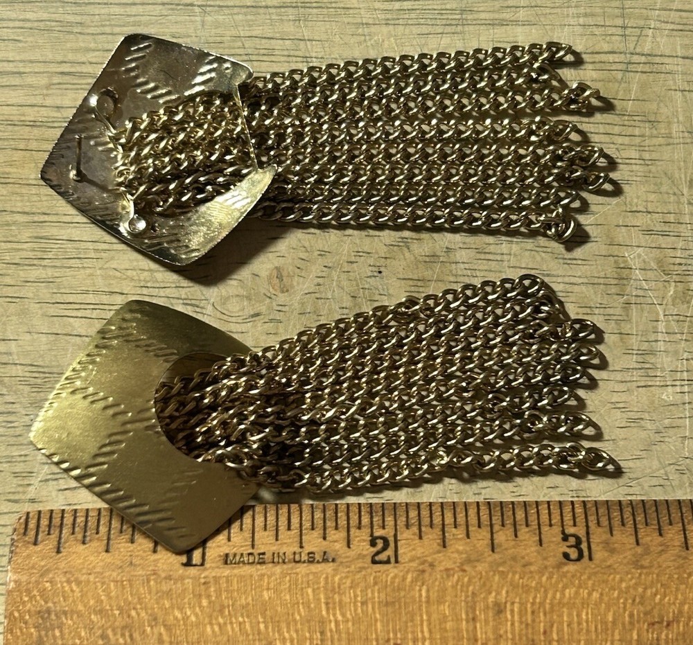 Gold Tone Shield Designed Chain Dangle Pierced Earrings EC 3.25”