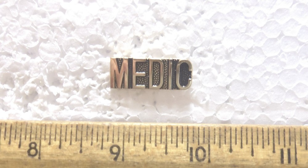 "MEDIC" Pin