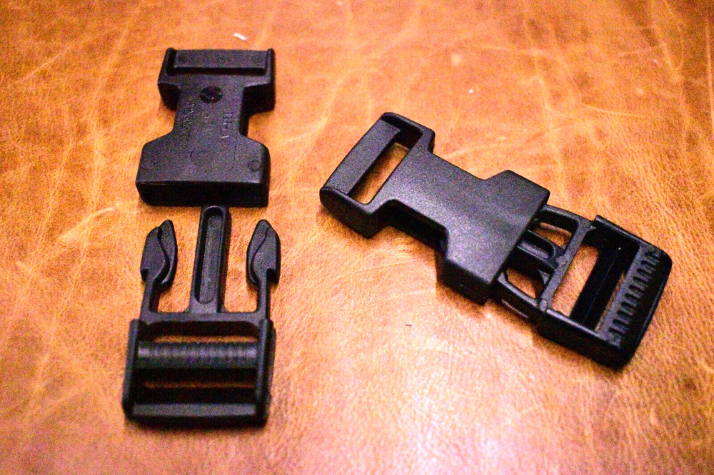 2 PK Fastex 1" Quick Side Release Buckles, Plastic Buckle Clips