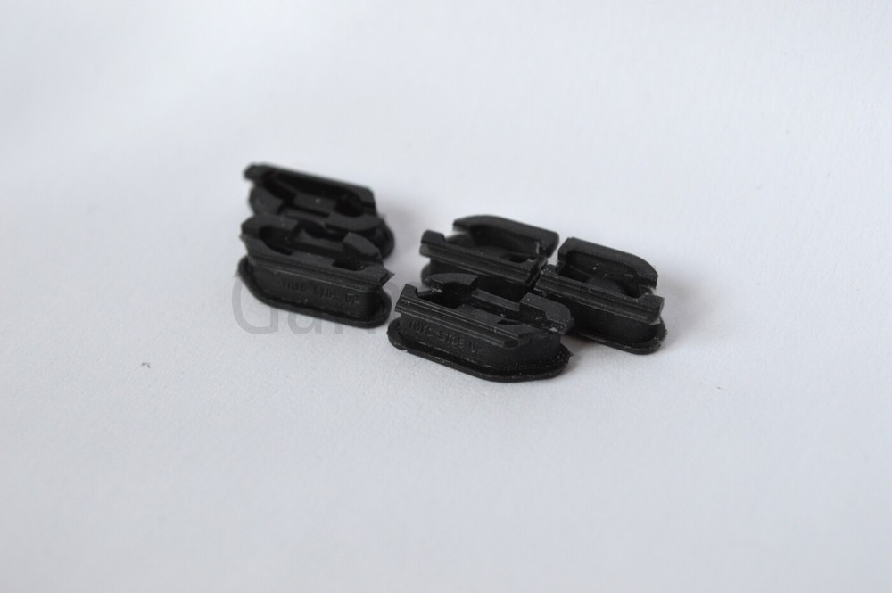 Rubber button Garmin Edge 520 (E52N) Glue to back case