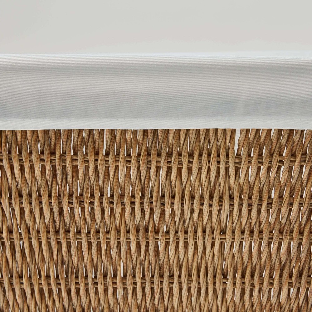 Resin Poly Rattan Laundry Basket with Liner