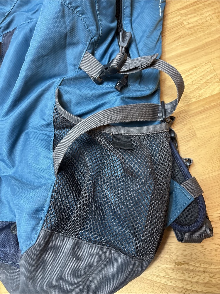 Camelbak Cloud Walker Backpack Hydration Hiking Teal Blue No Bladder