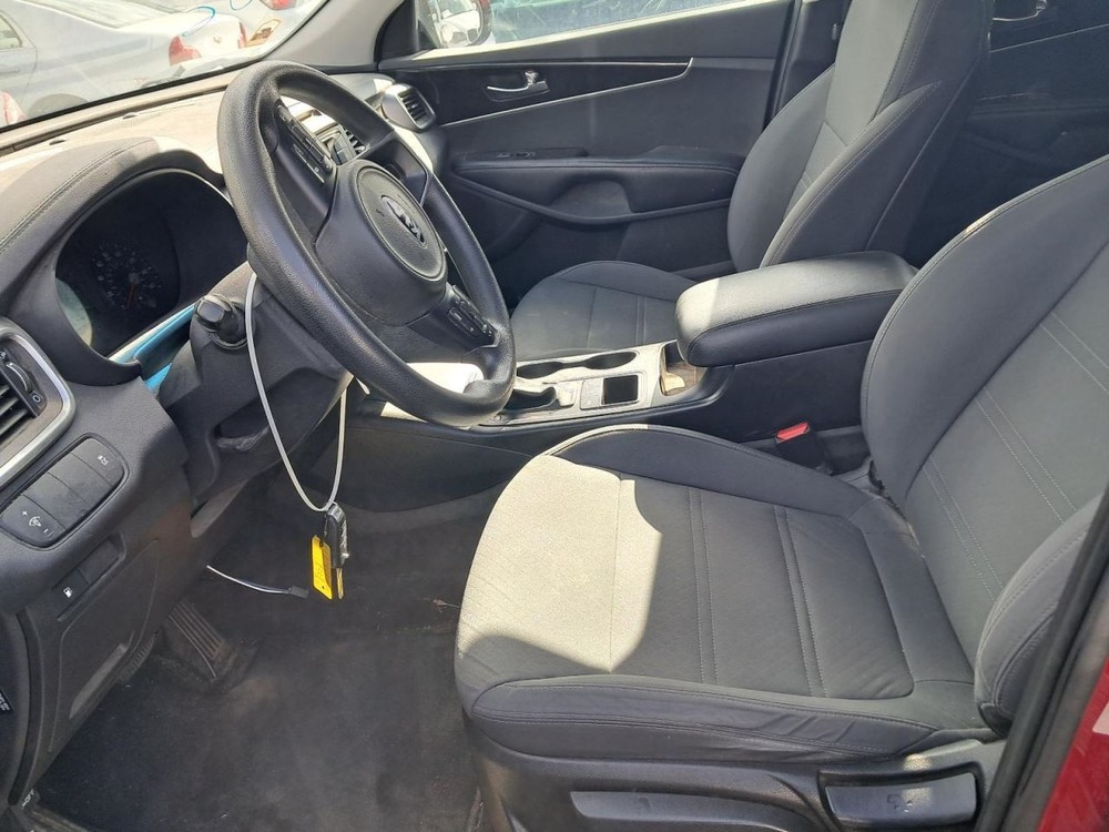 SORENTO 2016 Glove Box 4848012