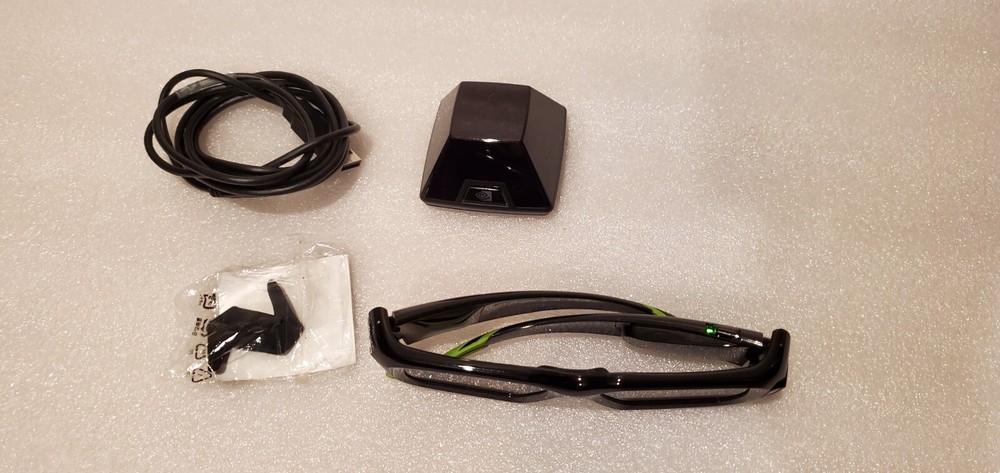 NVIDIA GeForce 3D Vision Wireless Stereoscopic Kit - Ver1 - EXCELLENT CONDITION