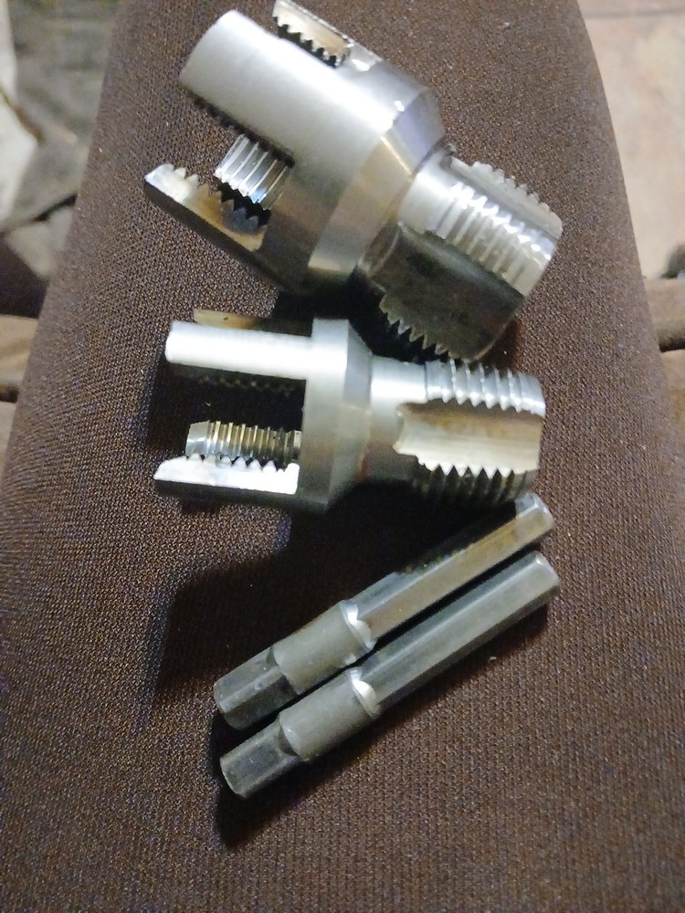 US Integrated Internal & External Pipe Threading Tool For 1/2'' 3/4'' Water Pipe