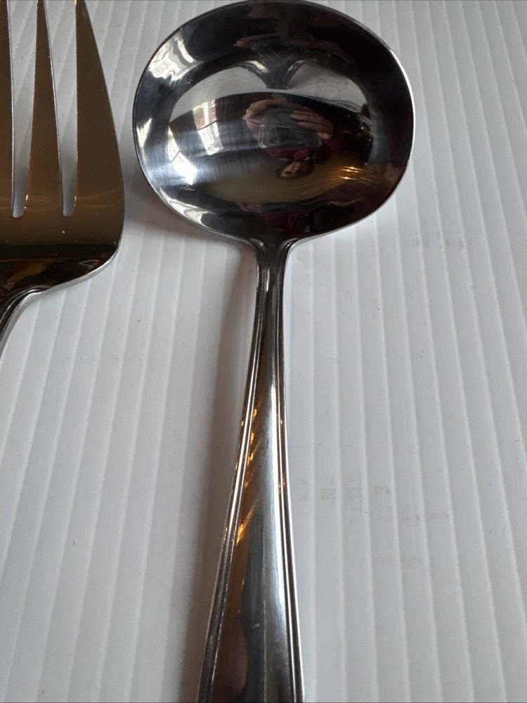 Reed & Barton Tarbor Stainless Steel Flatware 8 pc Serving Set
