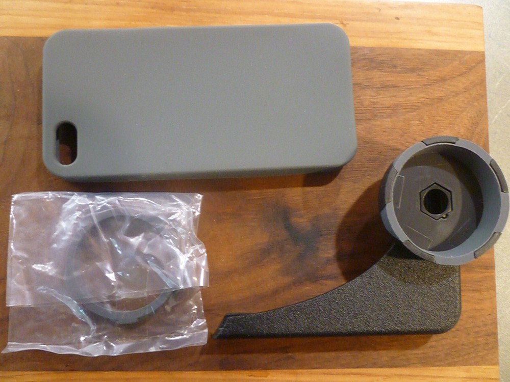 Carson Optical HookUpz iPhone5 Binocular Adapter NIB