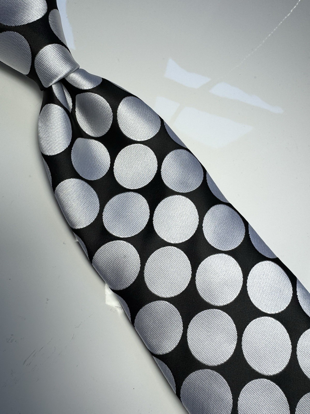 NWT IMANI UOMO MULTI COLOR POLKA DOTS  STYLE PRINT SILK TOUCH NECK TIE & HANKY