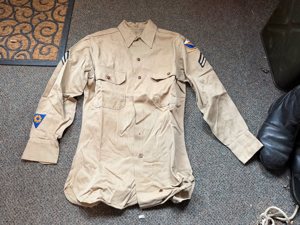 ORIGINAL WWII US ARMY ENLISTED NCO "KHAKI" FIELD SHIRT SHIRT- SMALL 38R