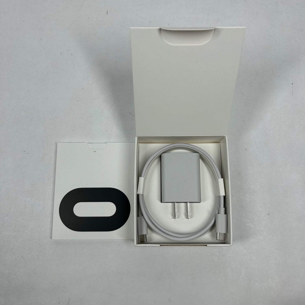 Oculus Quest 2 256GB VR System KW49CM