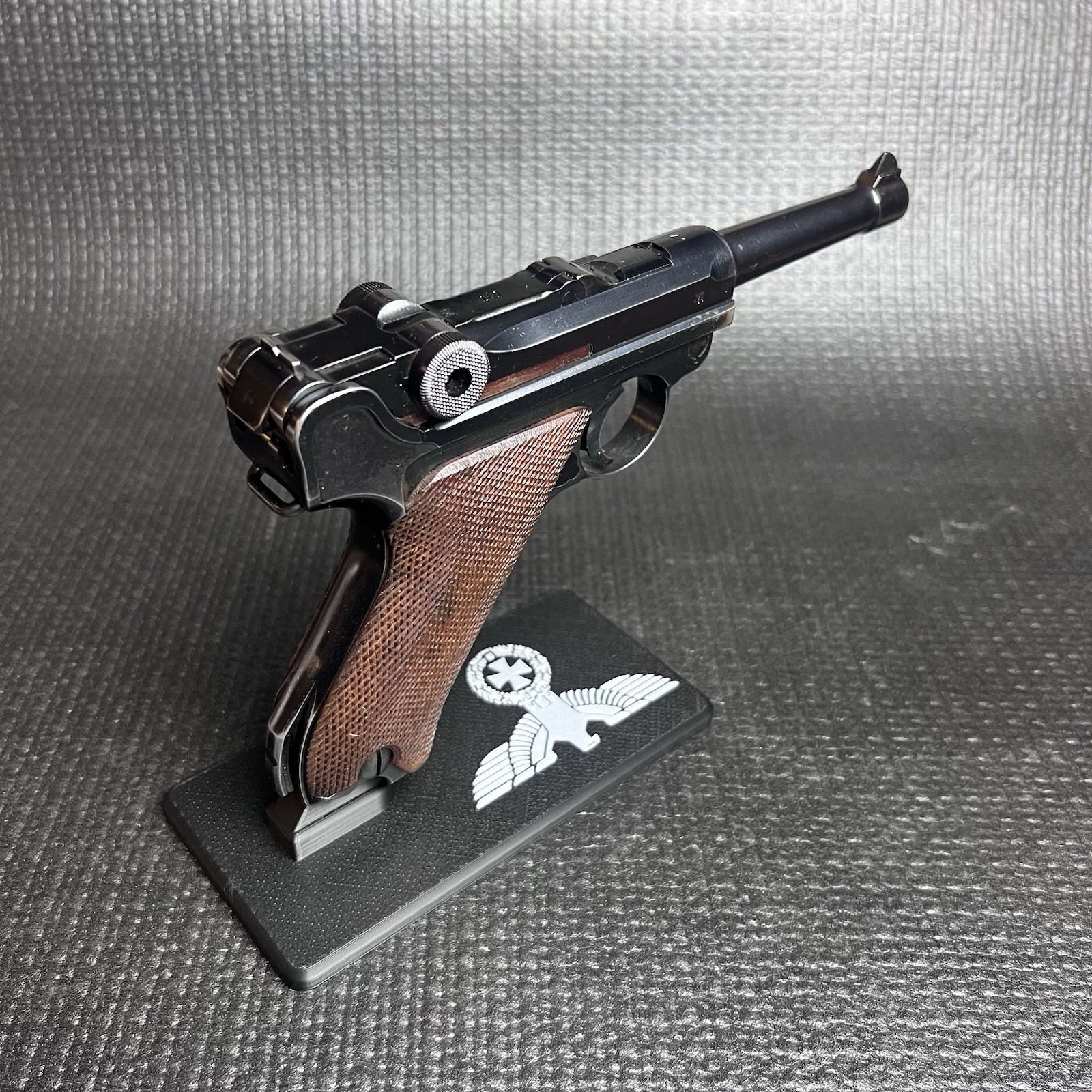 Luger P08 Pistol Display Stand Handgun Maintenance Gun Holder WW2 German