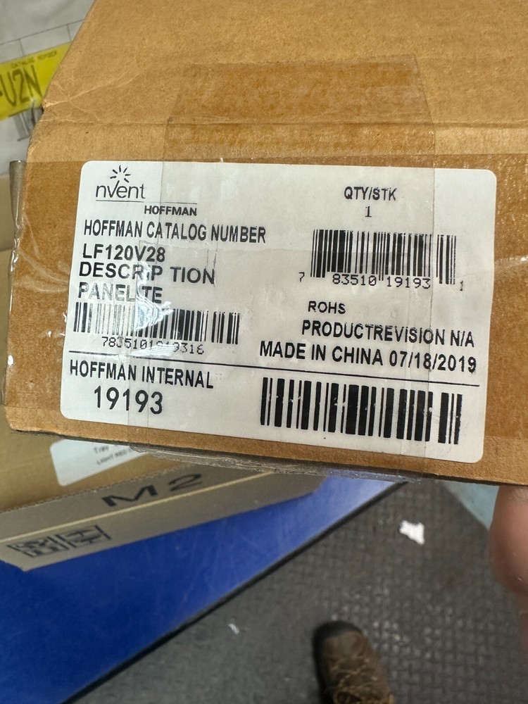 Hoffman nvent LF120V28, LED Enclosure Light, 120V, New