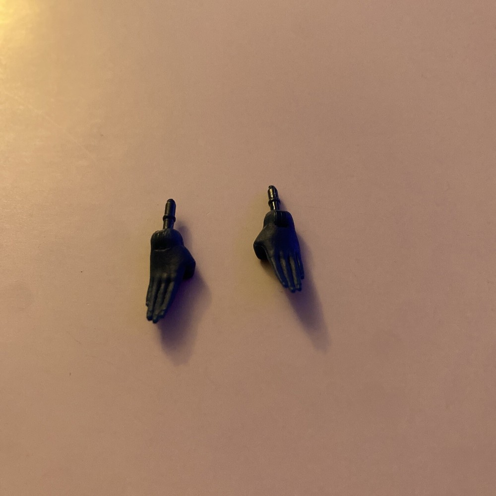 1/12 6" Small Blue Open Hands Custom Fodder