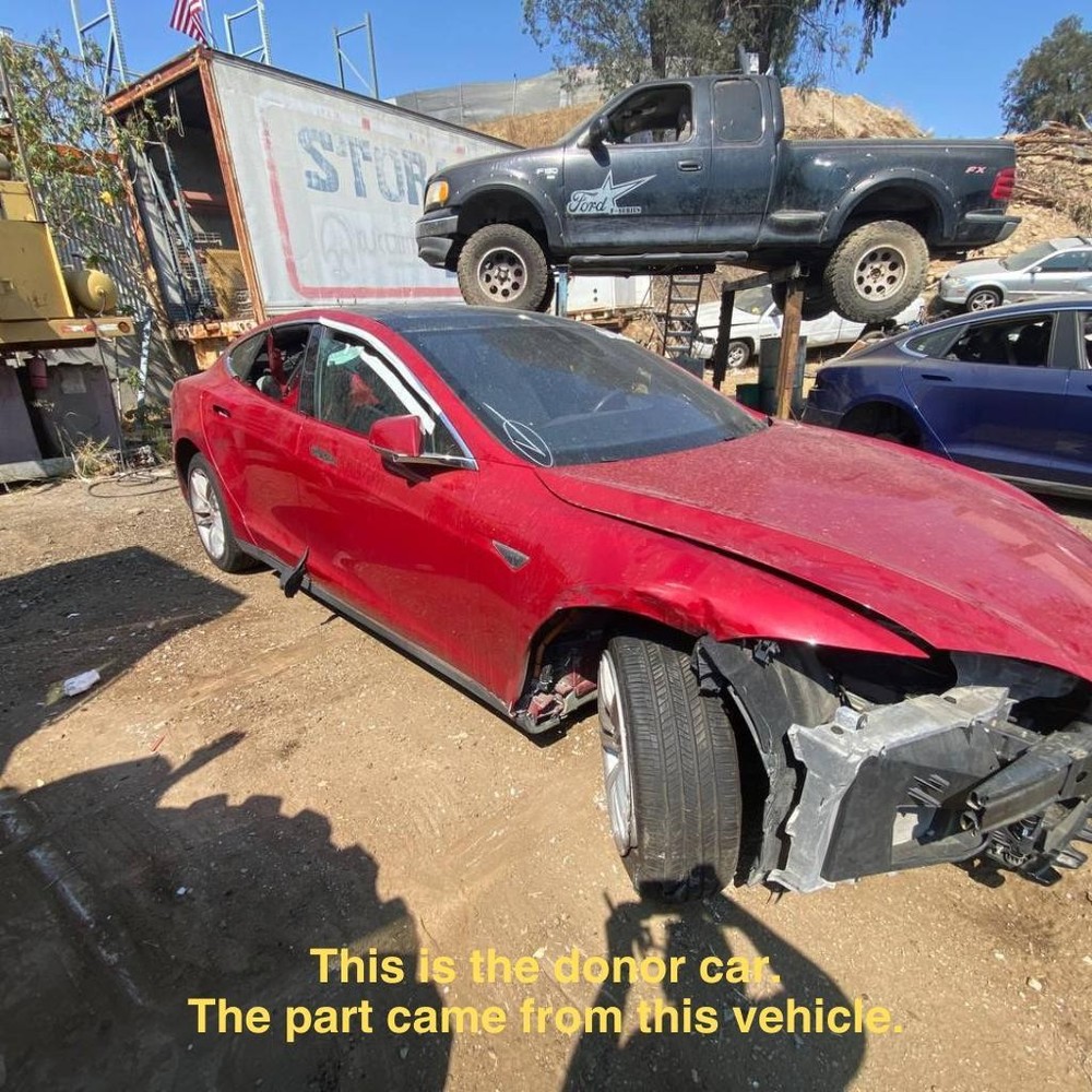 2015 TESLA S Radar Sensor Control Computer Module Bracket Assembly OEM