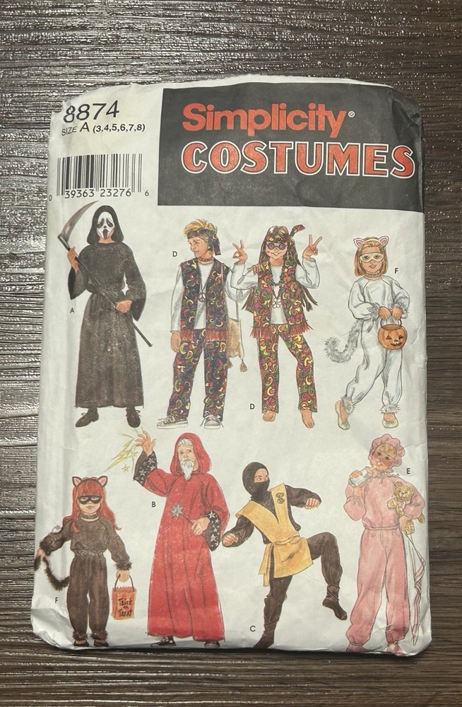 Simplify 8874 Size A Halloween Costumes