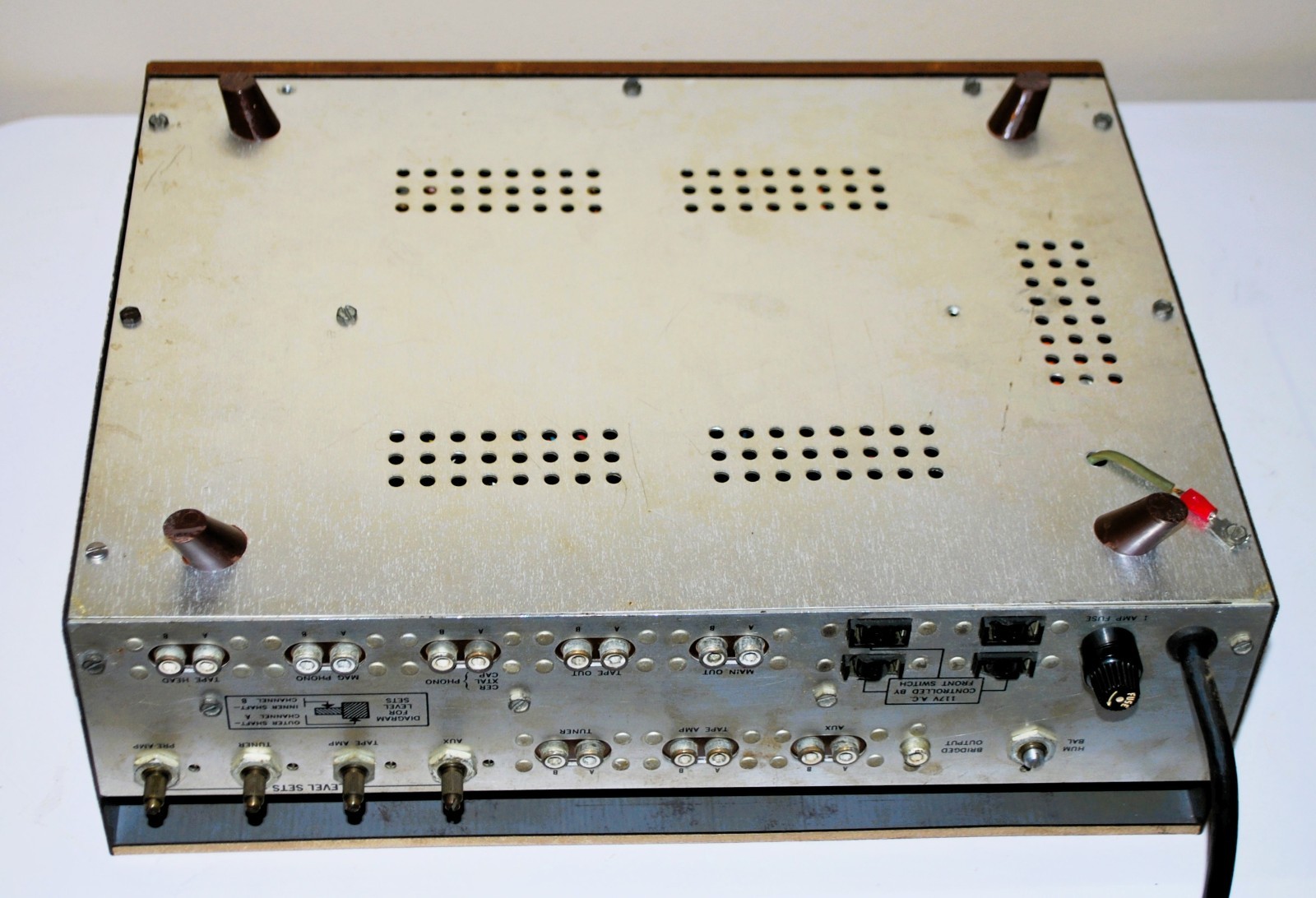 VINTAGE LAFAYETTE KT-600 STEREO MASTER CONTROL CENTER PREAMP TUBE PREAMPLIFIER