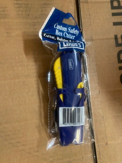Lowes Box Cutter Knife w/Shielded Blade Black/Blue Plastic (NEW)