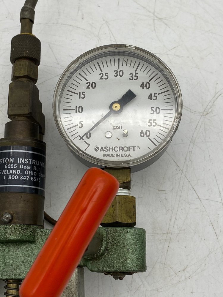 Ralston Instruments Hand Pump, 0-60 PSI (Used)