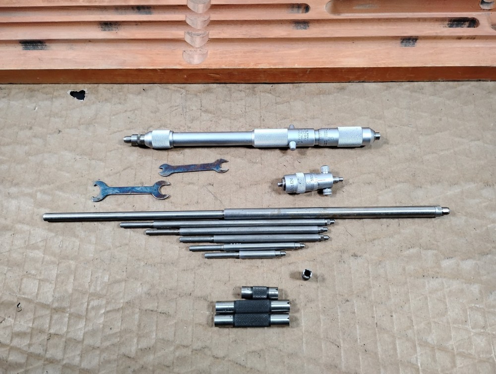 Starrett No. 124 & No. 124-C Inside Micrometer Set