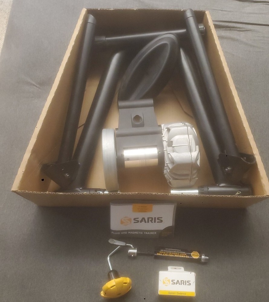 Saris Fluid 2 Bicycle Trainer Smart Equipped - 9907T