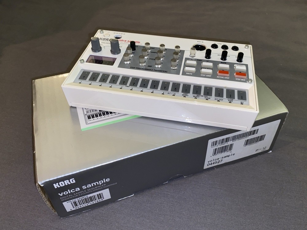 Korg Volca Sample Digital Sample Sequencer in Original Box w/Manual Tested