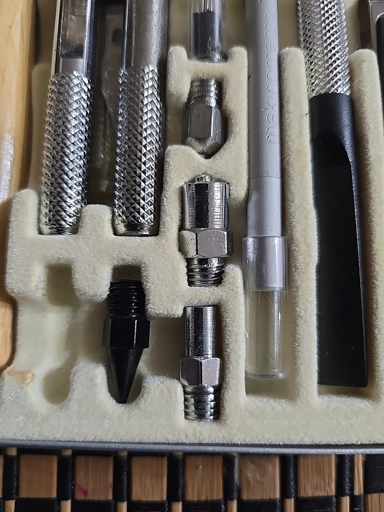 Making Memories Craft Tool Kit For Scrapbooking