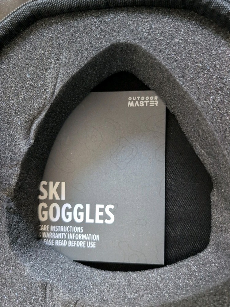 NWT OutdoorMaster Ski Snowboard Folding Goggles Black Frame Adjustable Strap