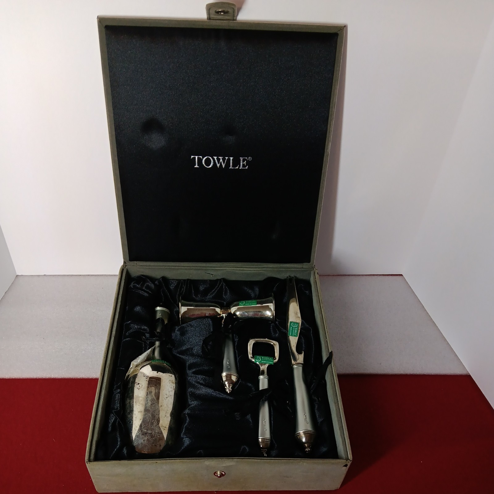 Towle Silver Tone Bar Tool Set Boxed Corkscrew Opener Knife Jigger